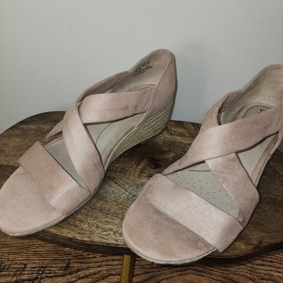 LifeStride Soft System Blush Pink Siesta Espadrille Wedge Sandal-Size 9 - Picture 6 of 7